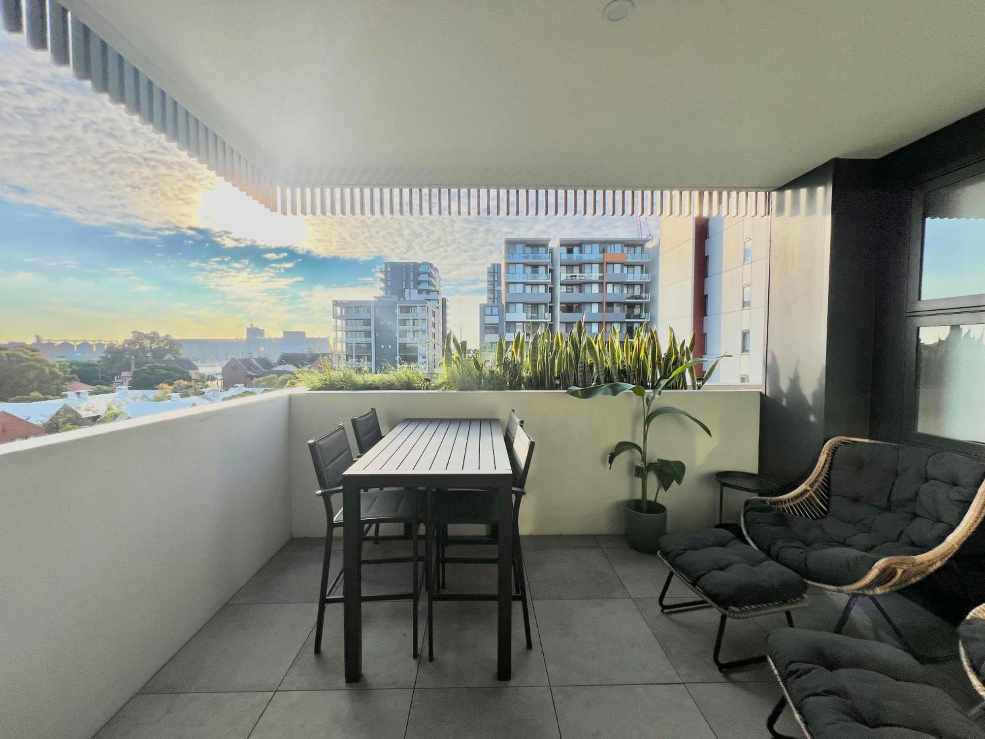 Harbour Towers, Newcastle'S Elite Apartment Stays, Free Parking & Tram Access Exterior photo