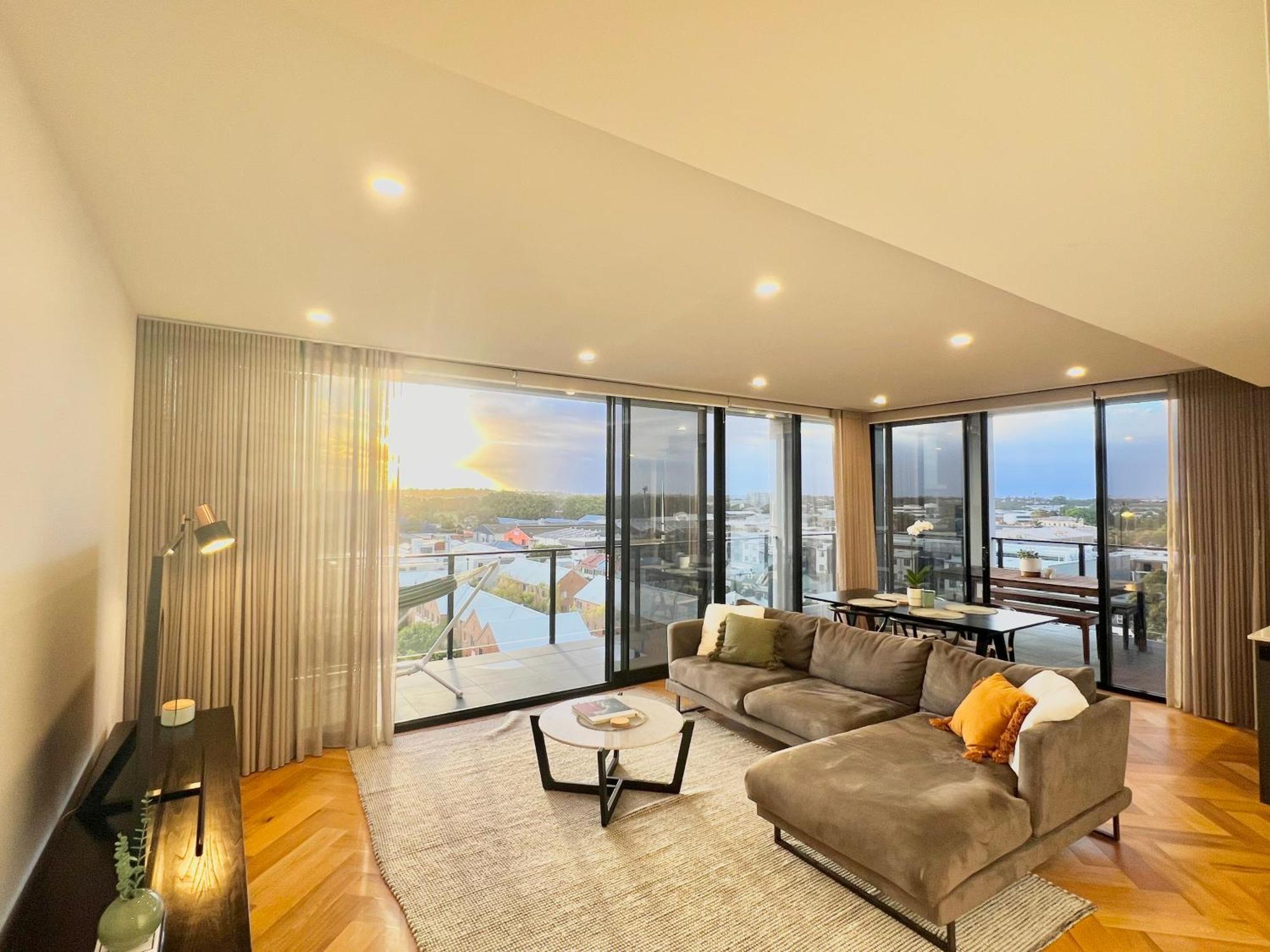 Harbour Towers, Newcastle'S Elite Apartment Stays, Free Parking & Tram Access Exterior photo
