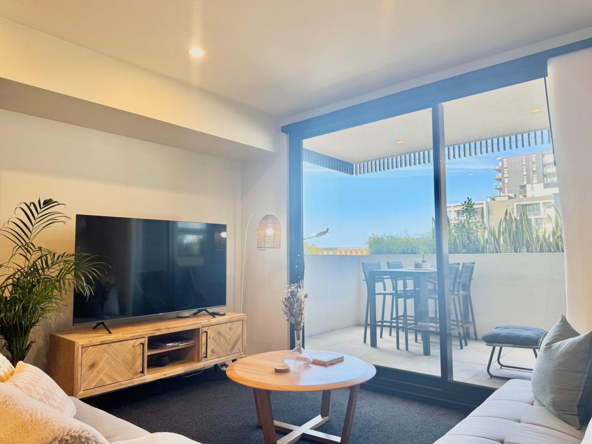 Harbour Towers, Newcastle'S Elite Apartment Stays, Free Parking & Tram Access Exterior photo